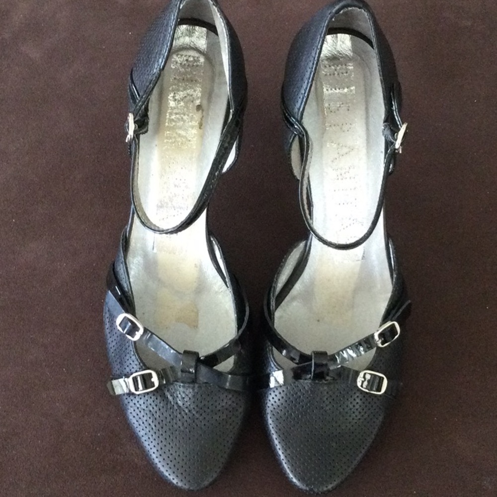 Mary Jane pumps/heels